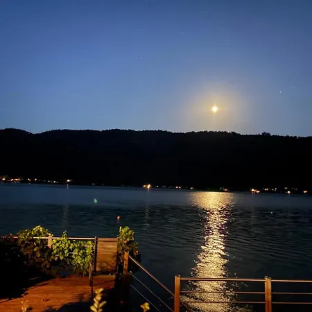 Ossiachersee Deluxe 6 Διαμέρισμα Sattendorf